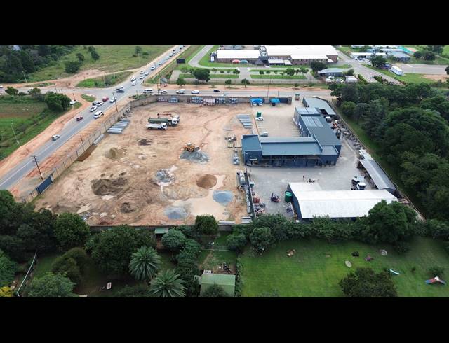 2,000M² WAREHOUSE FOR SALE IN GLEN AUSTIN AH